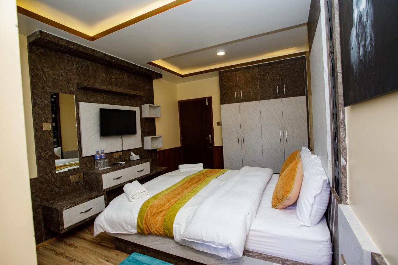 Gauri Shankar Hotel Нагаркот Екстериор снимка